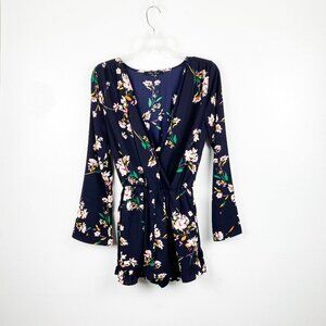⭐️ HONEY PUNCH Navy Blue Floral Romper Small Printed